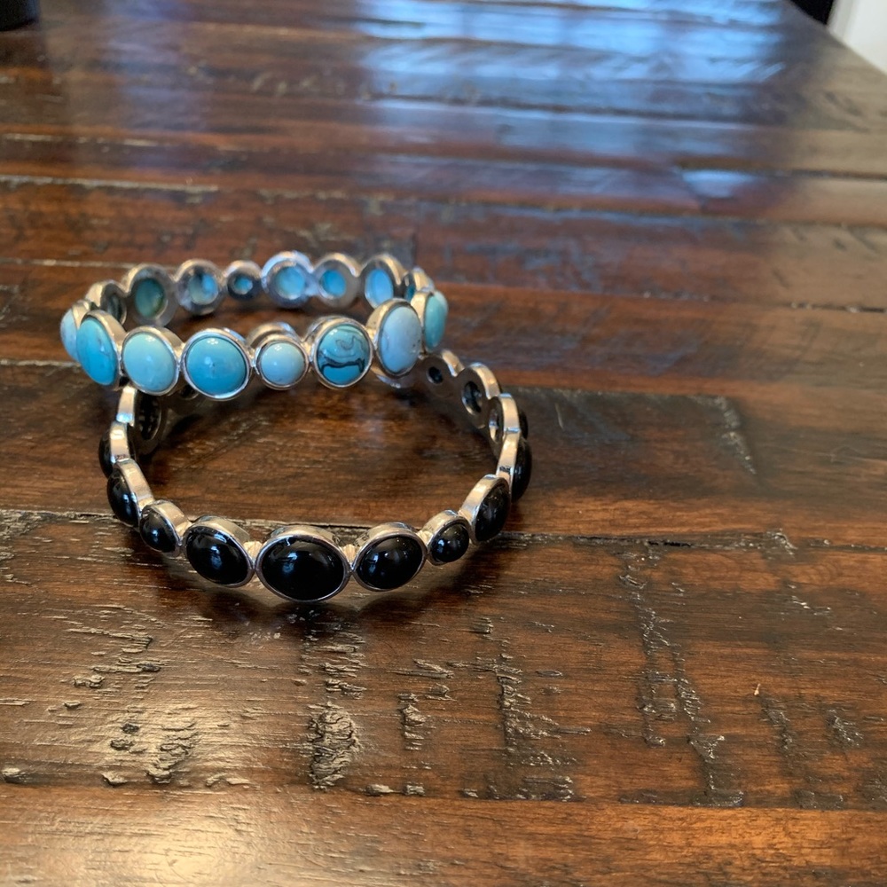 Bangle bracelet